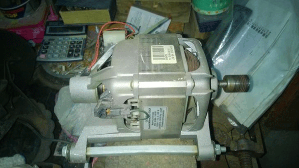 串激電機和感應電機的區別——西安泰富西瑪電機(西安西瑪電機集團股份有限公司)官方網站 串激電機和感應電機的區別——西安泰富西瑪電機(西安西瑪電機集團股份有限公司)官方網站