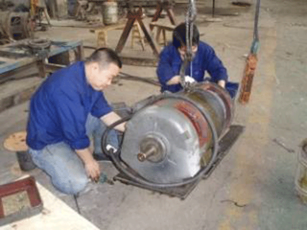 西瑪電機給專業(yè)電機修理工人一些小建議。 西瑪電機給專業(yè)電機修理工人一些小建議。