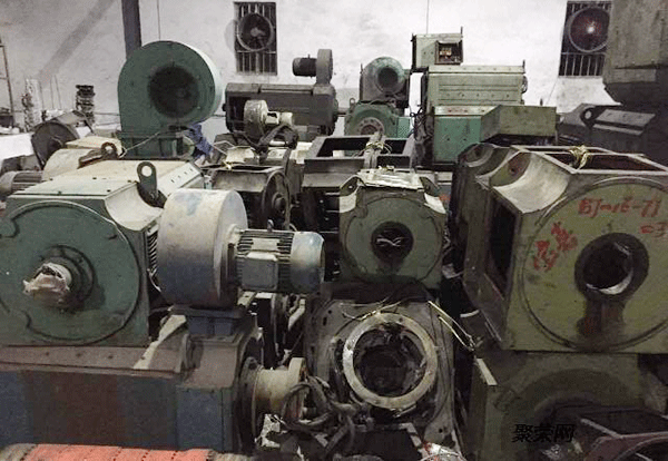 將直流電機(jī)連接到交流電源會產(chǎn)生什么后果？